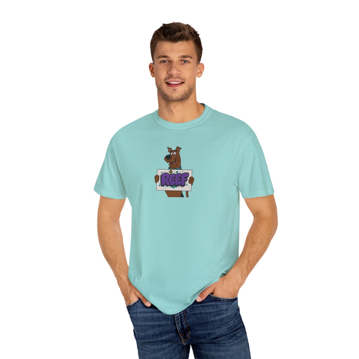 Reef surfwear scoobi doo tee.