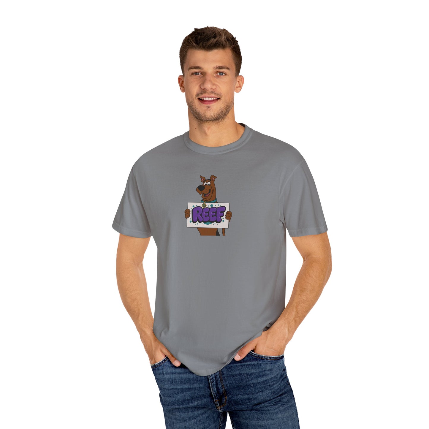 Reef surfwear scoobi doo tee.
